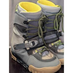 Burton Freestyle SI Snowboard Boots Size 8 Grey Yellow Step In Boots